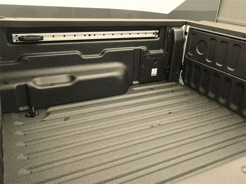 New 2025 Ford Maverick Lariat w/ 4K Tow Package image 10