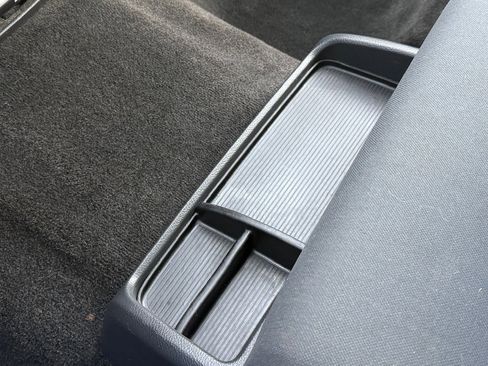 Used 2011 RAM 1500 Classic SLT image 23