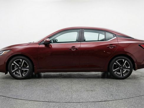 Used 2025 Nissan Sentra SV FWD image 5
