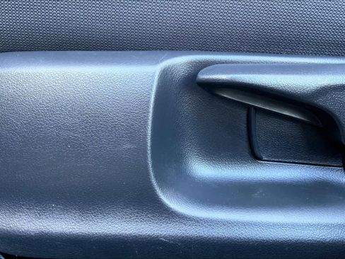 Used 2023 Toyota Corolla LE image 33