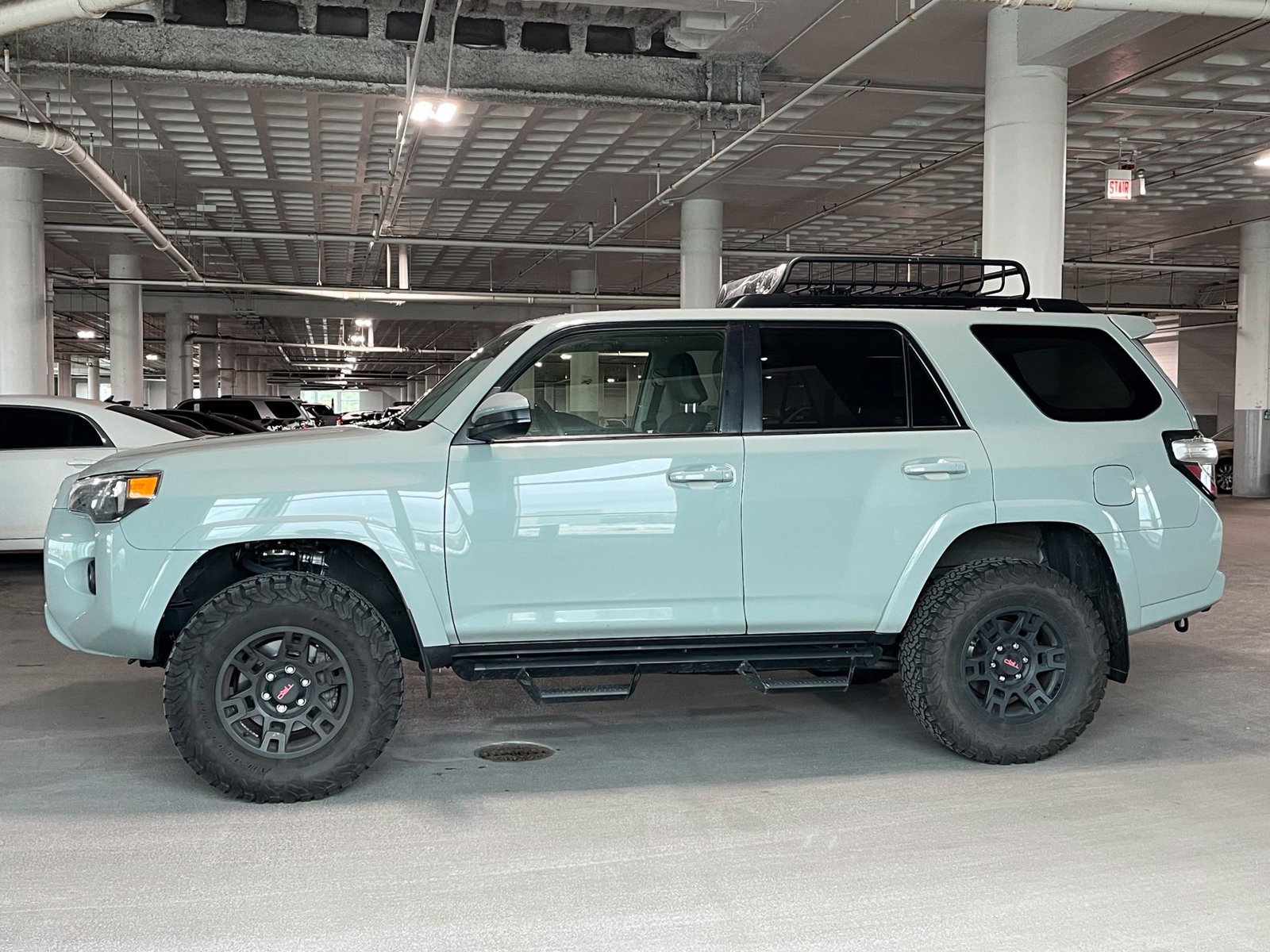 Used 2022 Toyota 4Runner Trail Special Edition AWD/4WD image 7