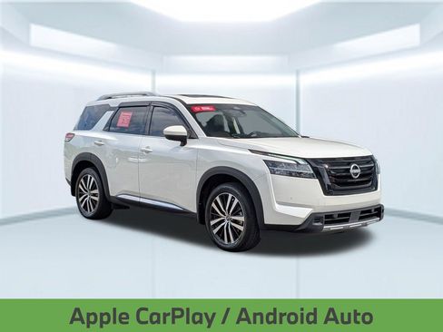 Used 2024 Nissan Pathfinder Platinum AWD/4WD image 10
