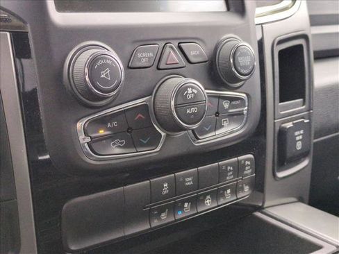 Used 2015 RAM 1500 Sport w/ Convenience Group image 11