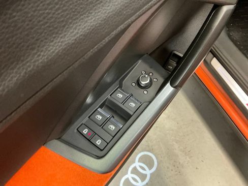 Used 2020 Audi Q3 2.0T Prestige AWD/4WD image 15