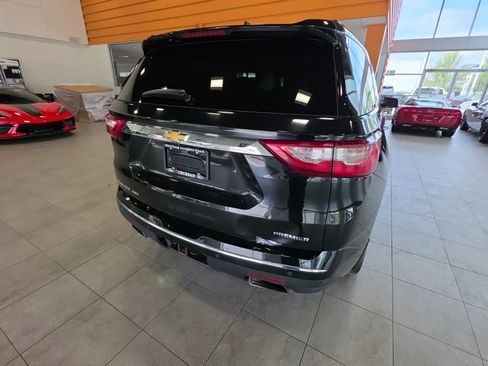 Used 2019 Chevrolet Traverse Premier w/ LPO, Cargo Package AWD/4WD image 10