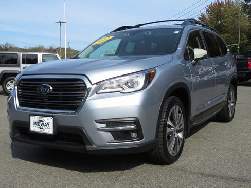 Used 2022 Subaru Ascent Limited w/ Technology Package image 2