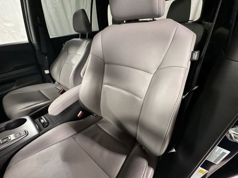 Certified 2023 Honda Passport EX-L image 18