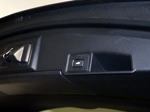 Certified 2025 Acura RDX SH-AWD image 28