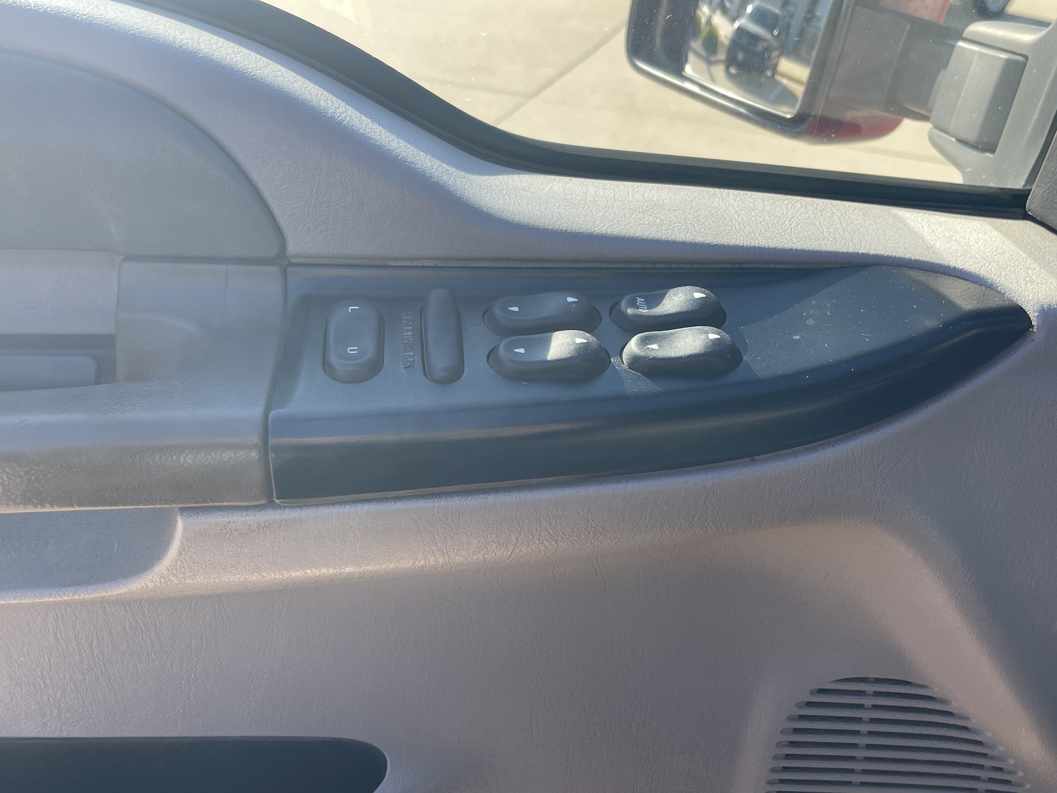 Used 2000 Ford F250 XLT AWD/4WD image 15