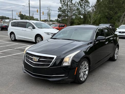 Used 2017 Cadillac ATS Luxury RWD image 3