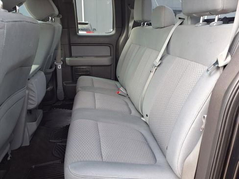 Used 2013 Ford F150 XLT w/ Mid Equipment Group image 8