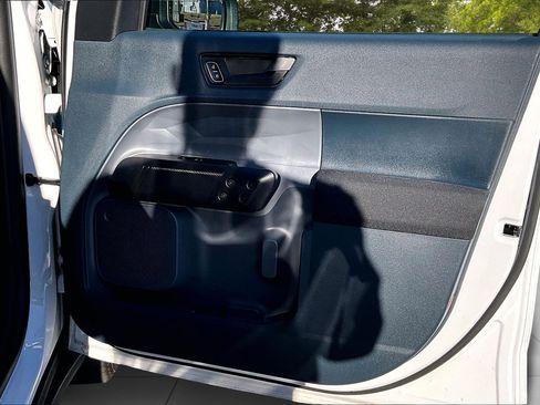 Used 2024 Ford Maverick XL image 32