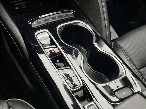 Certified 2023 Buick Envision Avenir image 25