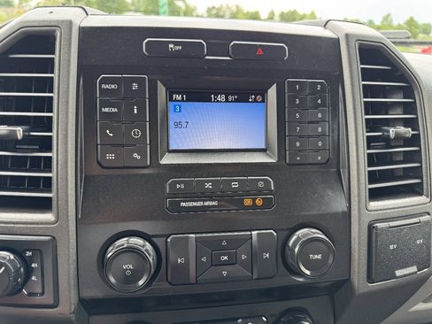 Used 2020 Ford F350 XL w/ Snow Plow Prep Package AWD/4WD image 21