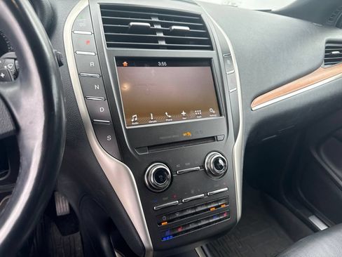 Used 2018 Lincoln MKC Reserve w/ Lincoln MKC Climate Package AWD/4WD image 13