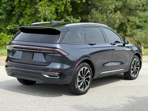 Used 2024 Lincoln Nautilus Reserve w/ Equipment Group 203A AWD/4WD image 14