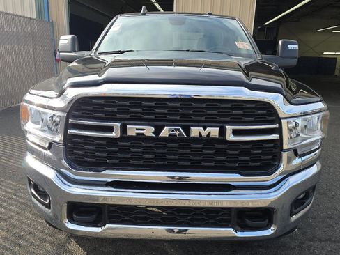 Used 2024 RAM 2500 Big Horn w/ Bed Utility Group image 3