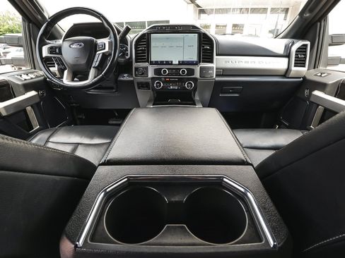 Used 2022 Ford F250 Lariat w/ Lariat Ultimate Package AWD/4WD image 48