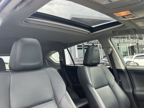 Used 2016 Toyota RAV4 Limited w/ Advanced Technology Package AWD/4WD image 18