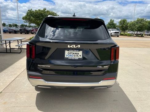 New 2026 Kia Sorento EX AWD/4WD image 6