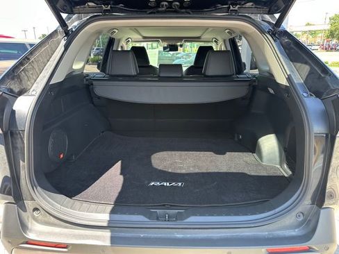 Used 2019 Toyota RAV4 Limited AWD/4WD image 20
