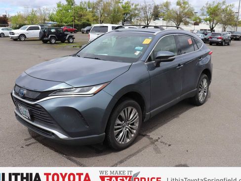 Used 2021 Toyota Venza XLE w/ Carpet Mat Package (TMS) AWD/4WD image 1