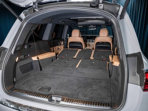 New 2026 Mercedes-Benz GLS 450 4MATIC image 8