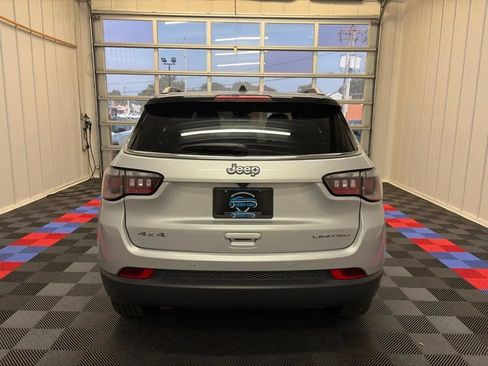 Used 2025 Jeep Compass Limited AWD/4WD image 5