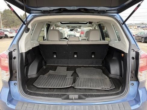 Used 2017 Subaru Forester 2.5i Limited image 11