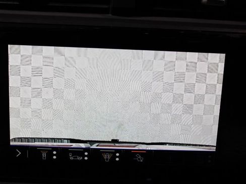 Used 2024 GMC Sierra 2500 AT4 w/ Technology Package image 38