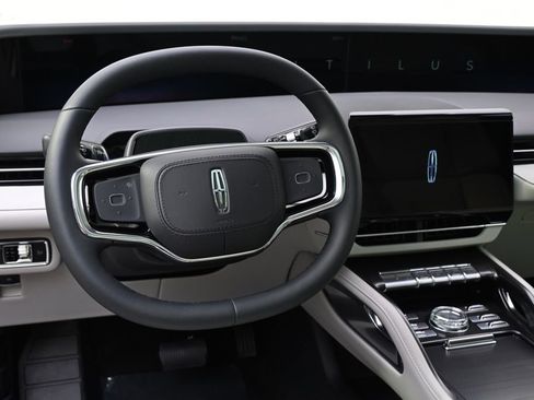 New 2026 Lincoln Nautilus Reserve image 12