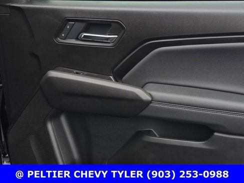 Used 2025 Chevrolet Colorado LT w/ LT Convenience Package RWD image 13