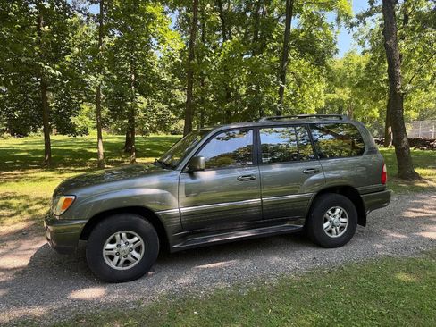Used 2000 Lexus LX 470 4WD image 1