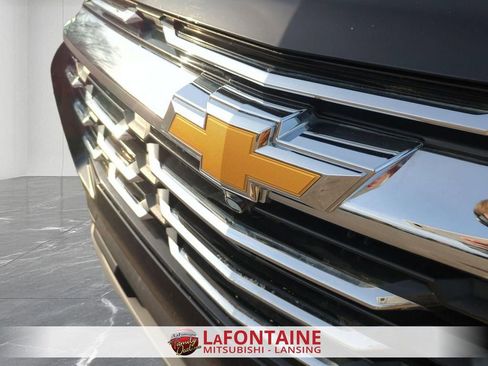 Used 2025 Chevrolet Equinox LT image 29