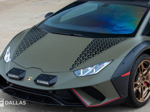 Used 2024 Lamborghini Huracan Sterrato AWD/4WD image 6