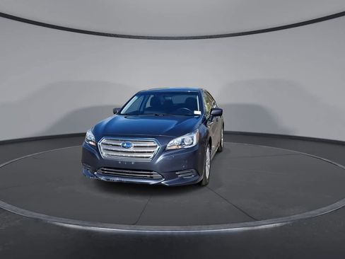 Used 2017 Subaru Legacy 2.5i Premium image 3