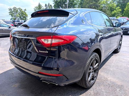 Used 2019 Maserati Levante image 15