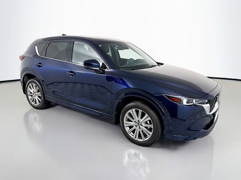 Used 2023 MAZDA CX-5 Signature AWD/4WD image 7