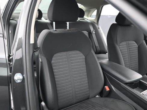 Used 2025 Kia K5 LXS image 25