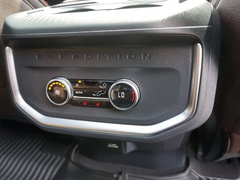 Used 2025 Ford Expedition Max King Ranch AWD/4WD image 25