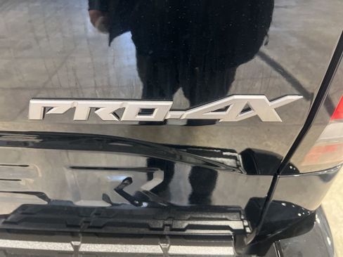 Certified 2023 Nissan Frontier PRO-4X w/ Technology Package image 29