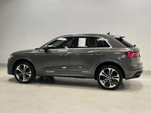 Used 2021 Audi Q3 2.0T Premium Plus w/ Premium Plus Package AWD/4WD image 4