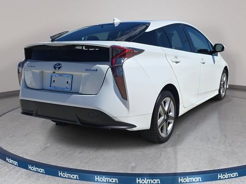 Used 2016 Toyota Prius Three Touring FWD image 6
