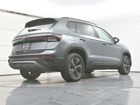 Used 2025 Volkswagen Taos S FWD image 27