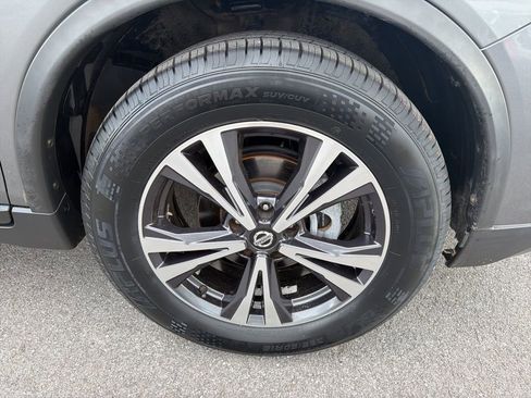 Used 2018 Nissan Rogue SL FWD image 13