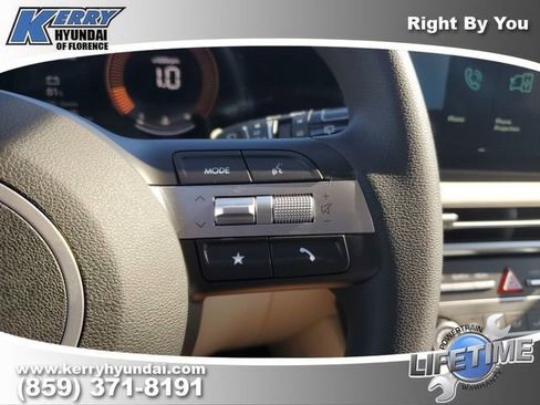 New 2026 Hyundai Tucson SE image 23