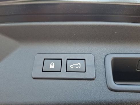 Certified 2025 Subaru Forester Limited AWD/4WD image 50