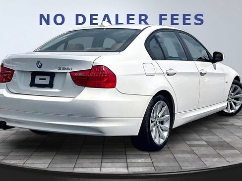 Used 2011 BMW 328i Sedan RWD image 6