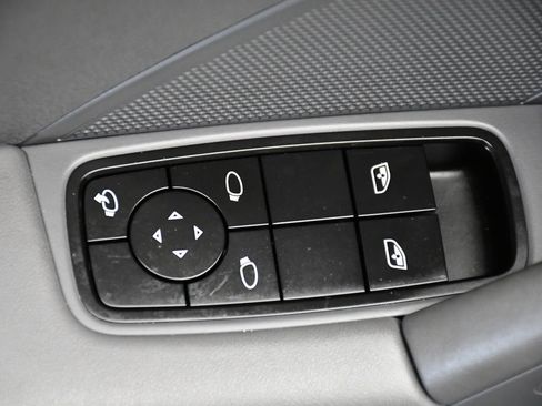 Certified 2023 Porsche 911 Targa 4S AWD/4WD image 42