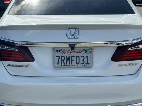 Used 2016 Honda Accord Sport image 16